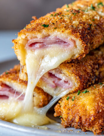 baked ham and cheese mozzarella sticks High Protein Diet, High Protein Recipe, Keto Recipes, Meal Plan, Recipe