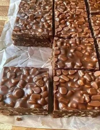 586710915 25611768798407121 477317638846022422 n Blog, Carnivore Recipes, Healthy High-Protein Brownies (Fudgy, Gooey, 205 Calories Each), High Protein Recipe, Keto Recipes, Low-Carb, Recipe, Success Stories, WW Recipes