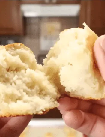 Keto Buttermilk Biscuits min 1 e1767389738188 Blog