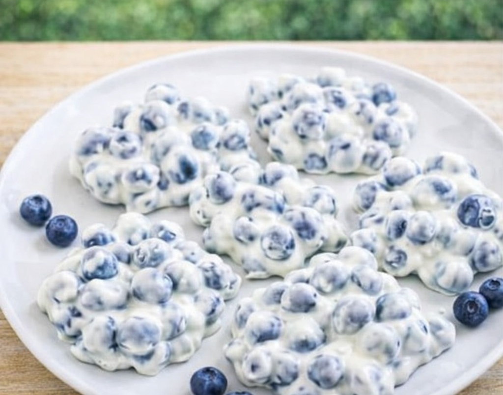 image 322 e1771530811955 Healthy High-Protein Brownies (Fudgy, Gooey, 205 Calories Each)