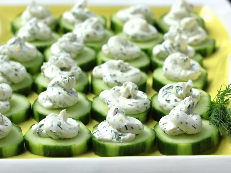Low-Carb Herby Cucumber Bites