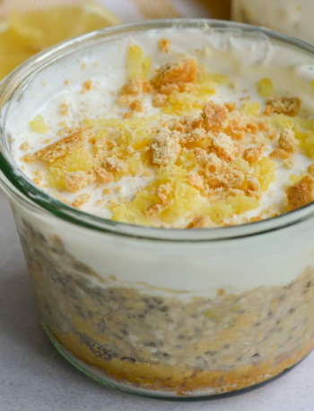 lemon cheesecake overnight oats