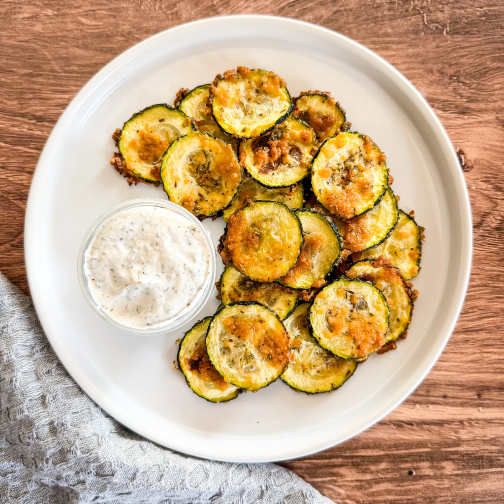 WW-Friendly Crispy Parmesan Zucchini Rounds
